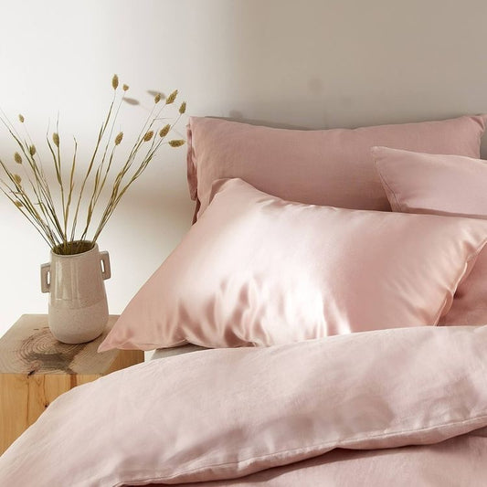 Silk Pillow Case - Pretty in Pink